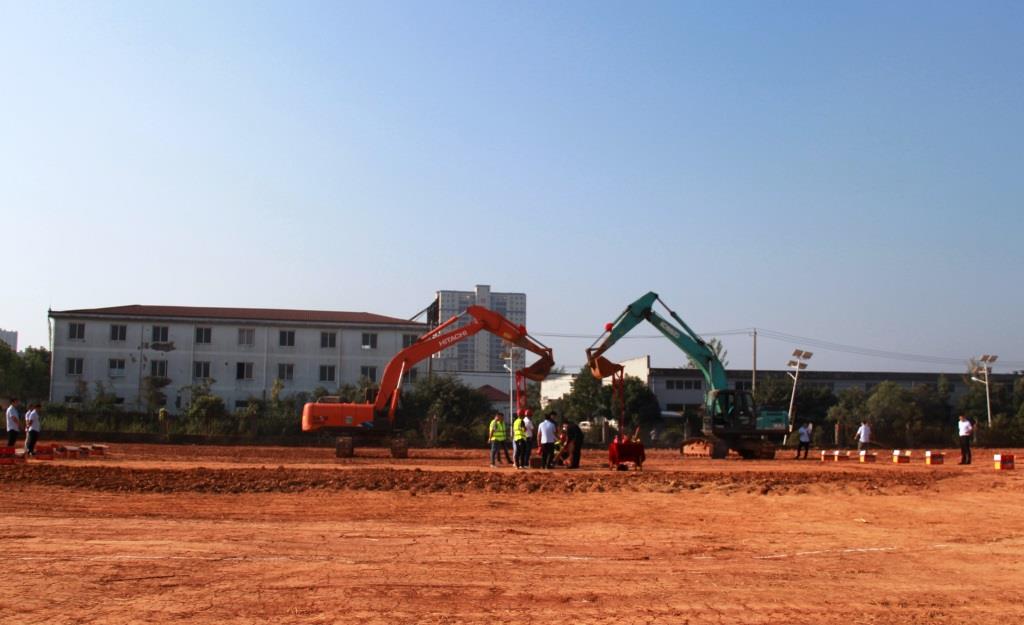 热烈祝贺二期厂房建设开工仪式圆满举行